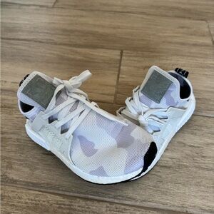 Camo Adidas NMD Shoes Men’s 7.5 Womens 9